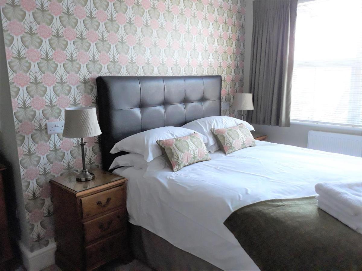 Breakers Bed And Breakfast Истбурн Экстерьер фото